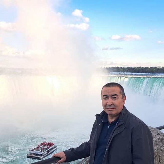 别克纳扎尔·别尔季耶夫