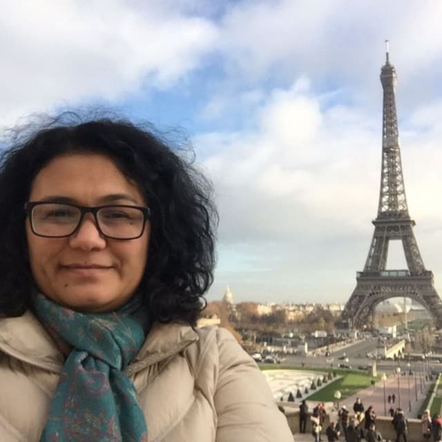 萨多卡特·库奇卡罗娃